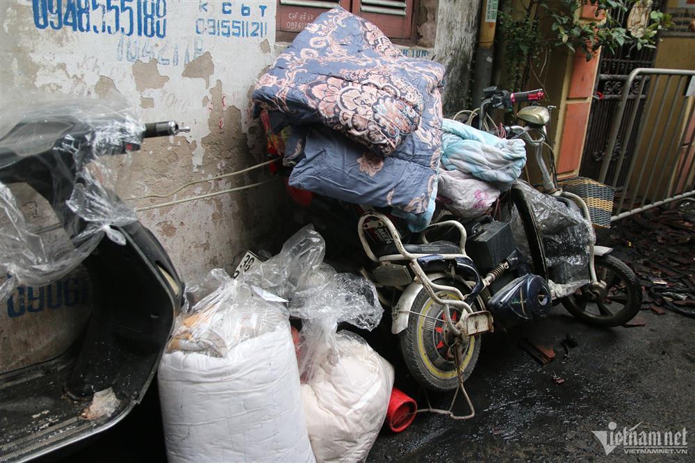 Hình ảnh hiện trường vụ cháy ở Trung Kính làm 14 người tử vong-13