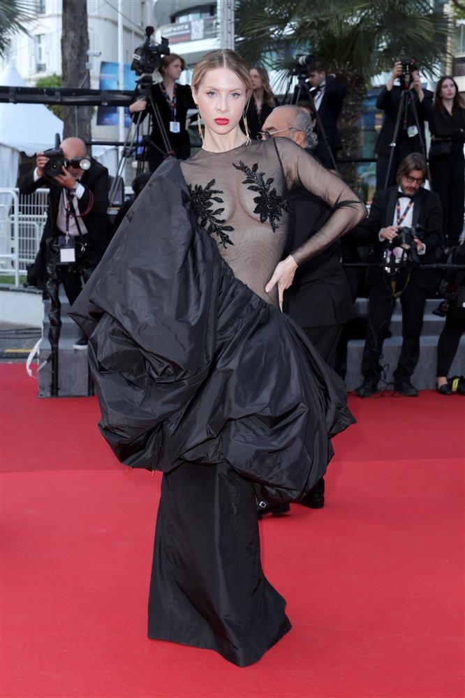 Cannes ngày 10: Sao nữ gây sốc-5