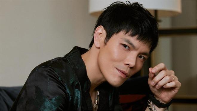 Seungri bị con trai trùm showbiz Hong Kong đuổi cổ-2