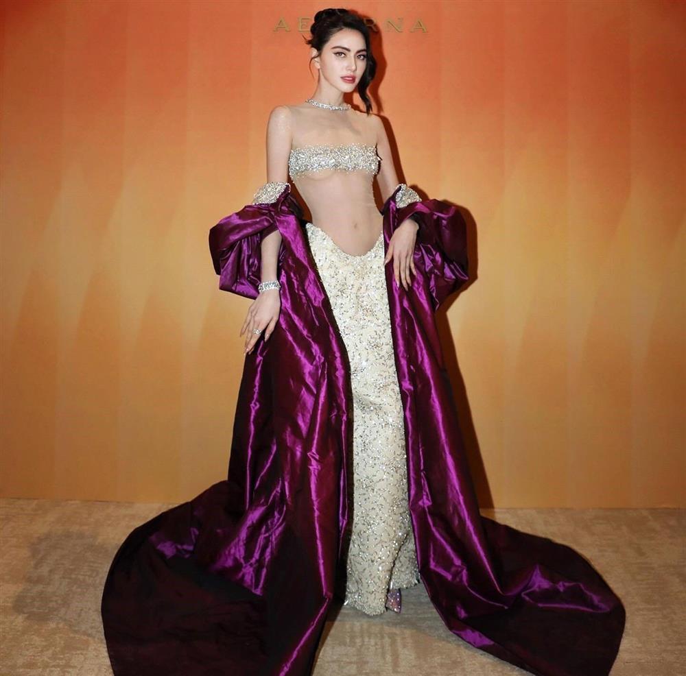 Ma nữ đẹp nhất châu Á Mai Davika cứ diện đồ xuyên thấu là bùng nổ sắc vóc-1