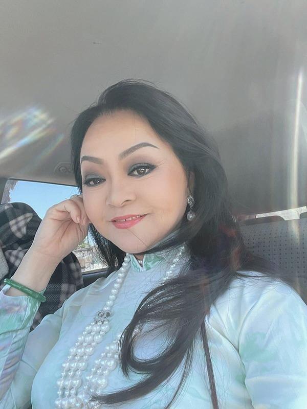 Hương Lan, giọng ca nổi tiếng trong làng nhạc bolero ở tuổi xế chiều có hôn nhân hạnh phúc-4