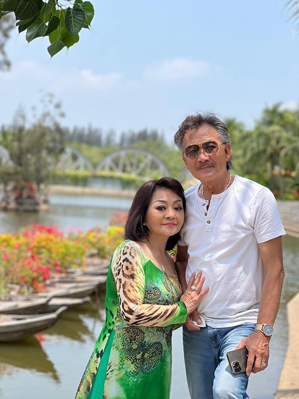 Hương Lan, giọng ca nổi tiếng trong làng nhạc bolero ở tuổi xế chiều có hôn nhân hạnh phúc-7