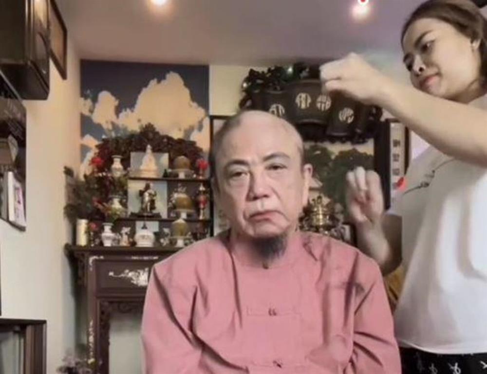 Cuộc sống Hồng Tơ trước khi xuống tóc: Từ ông hoàng cát-xê đến scandal gây mất tất cả, an yên bên vợ trẻ kém 23 tuổi-1