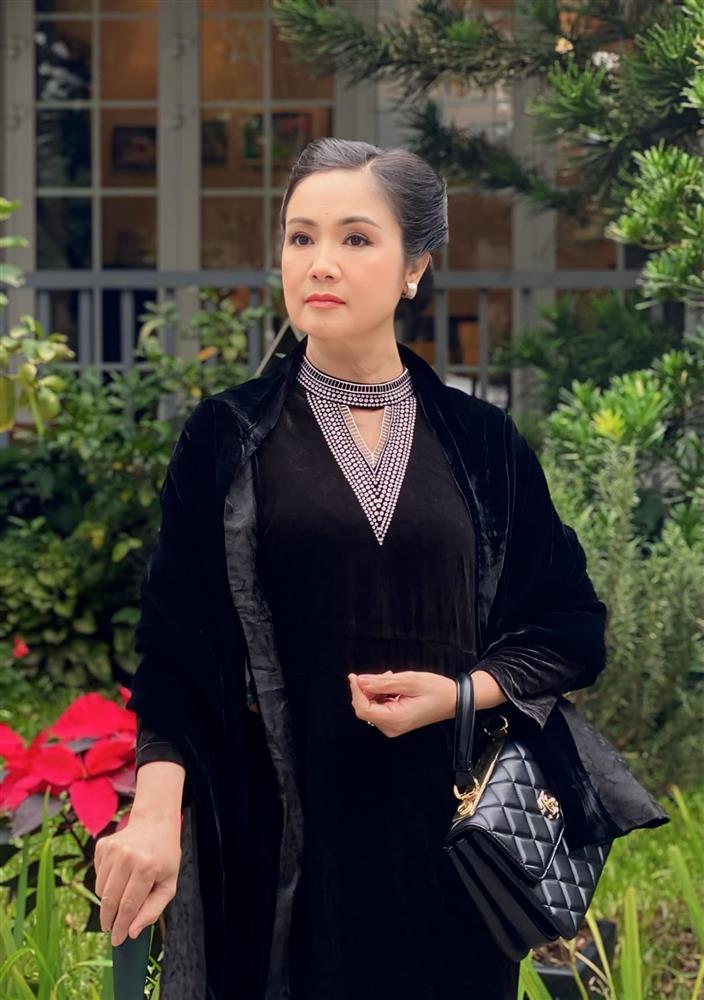 NSND Thu Hà tiết lộ hỉ nộ ái ố khi chia tay ekip Trạm Cứu Hộ Trái Tim-3