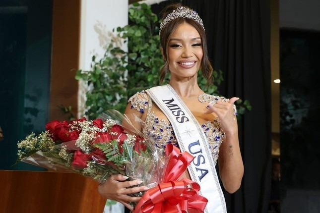 Nỗi khổ của người đẹp lai Việt bất ngờ trở thành Hoa hậu Mỹ-1