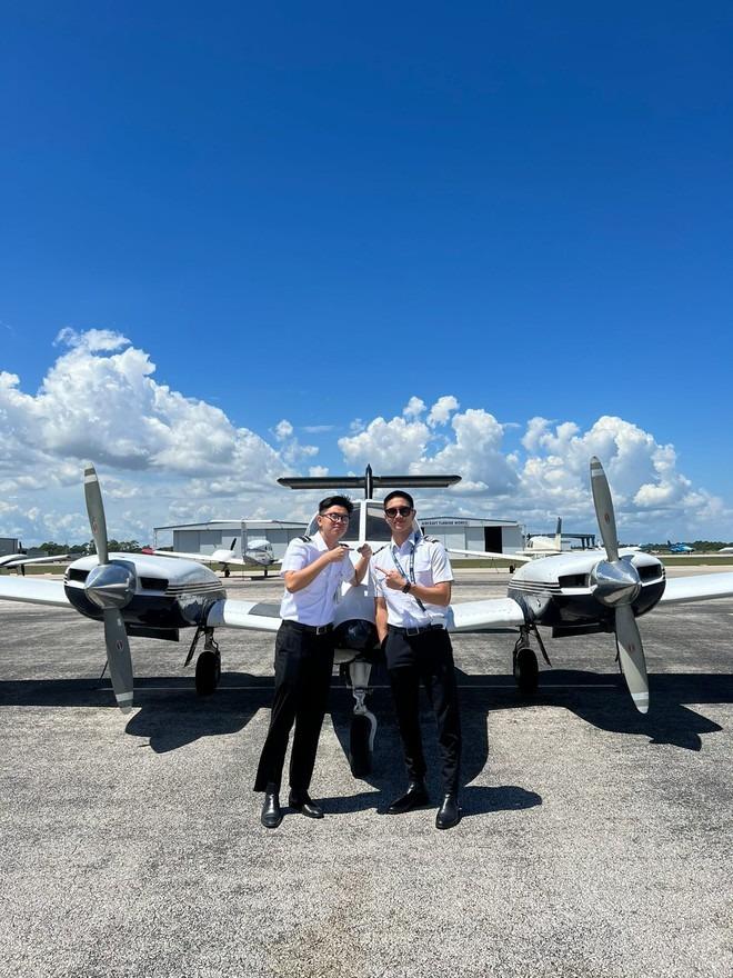 Xuất hiện thêm cực phẩm phi công: Sinh năm 2000, sáng đi huấn luyện bay chiều về làm mẫu ảnh với visual siêu bảnh-6