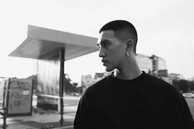 Xuất hiện thêm cực phẩm phi công: Sinh năm 2000, sáng đi huấn luyện bay chiều về làm mẫu ảnh với visual siêu bảnh-9