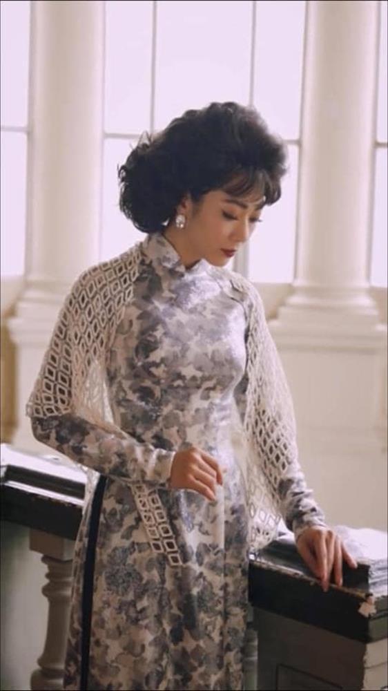 Nữ ca sĩ trẻ tài sắc nổi tiếng trong dòng nhạc bolero có đường tình trắc trở-1