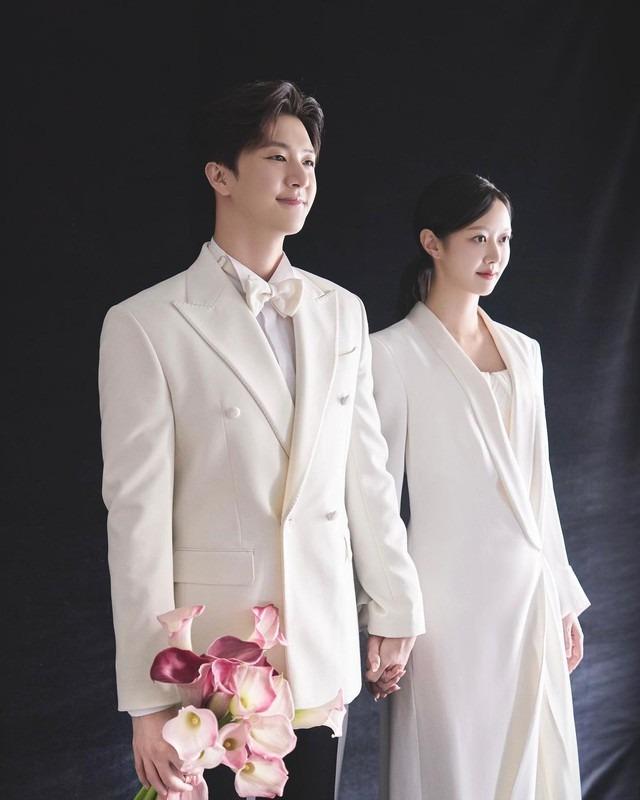 Rầm rộ clip nữ thần Dara (2NE1) hẹn hò bạn thân của em trai, còn đi du lịch nước ngoài cùng nhau-4