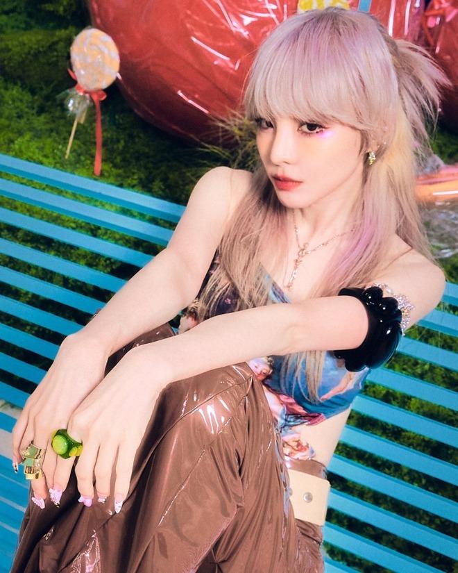 Rầm rộ clip nữ thần Dara (2NE1) hẹn hò bạn thân của em trai, còn đi du lịch nước ngoài cùng nhau-7