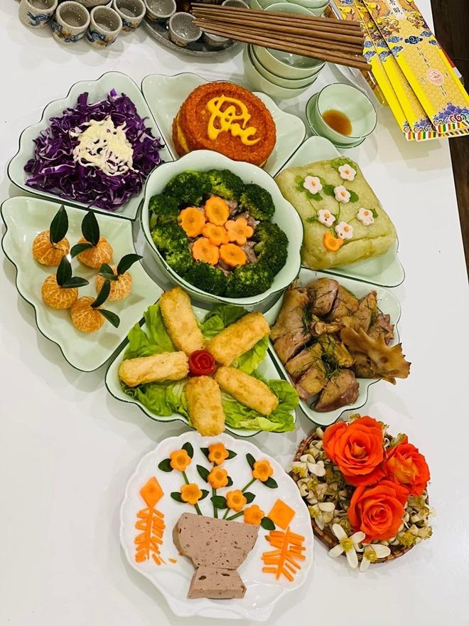 Vợ NSND Công Lý khoe bếp mới, thực hành món ăn lấy lại sức khỏe cho chồng-9