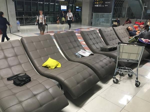 Chuyện thật như đùa: Khách quên Macbook 2 tháng ở Thái còn y nguyên, dép để nửa năm vẫn chễm chệ trên kệ giày-7