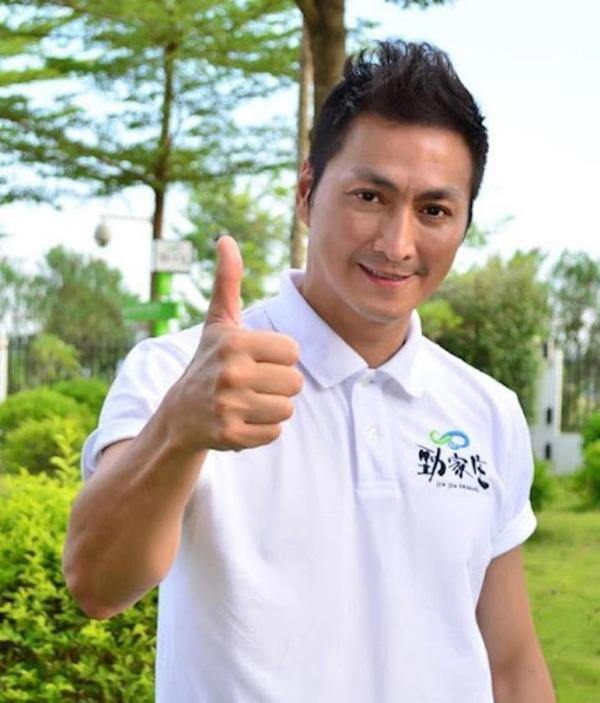 Không nhận ra Triển Chiêu đẹp trai nhất màn ảnh một thời, tóc tai luộm thuộm khiến netizen ngỡ ngàng-6