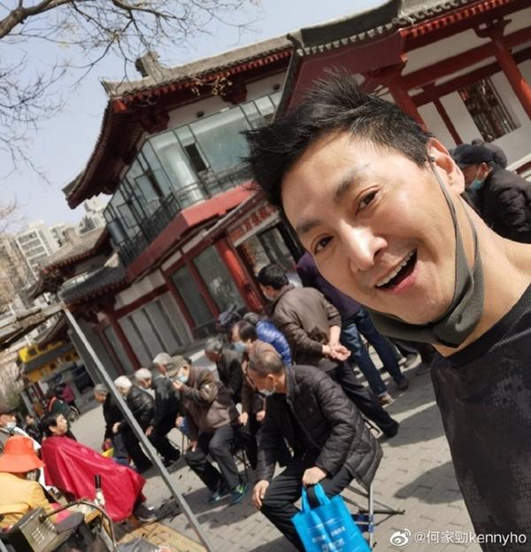 Không nhận ra Triển Chiêu đẹp trai nhất màn ảnh một thời, tóc tai luộm thuộm khiến netizen ngỡ ngàng-7