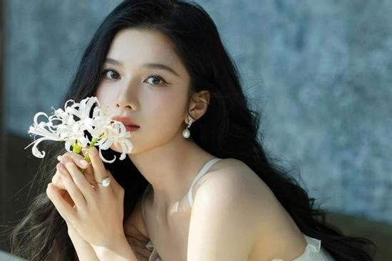 Từ nay đến cuối tháng 4 âm lịch, 3 con giáp kiếm tiền dễ dàng, tài lộc bùng nổ