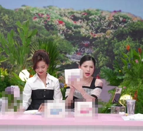 Đẳng cấp Võ Hà Linh: Lượng xem gấp 3 lần phiên live 100 tỷ của Quyền Leo Daily, bán 5.000 hộp phấn trong 1 phút-2