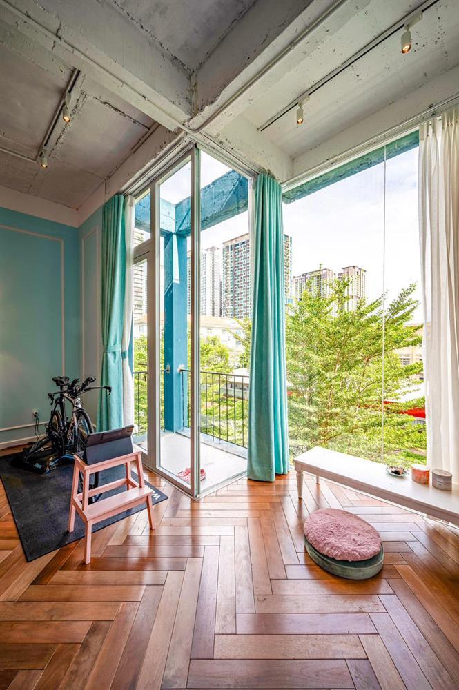 Ngôi nhà 600m2 ngập sắc màu như cung điện cổ tích của Thủy Top-6