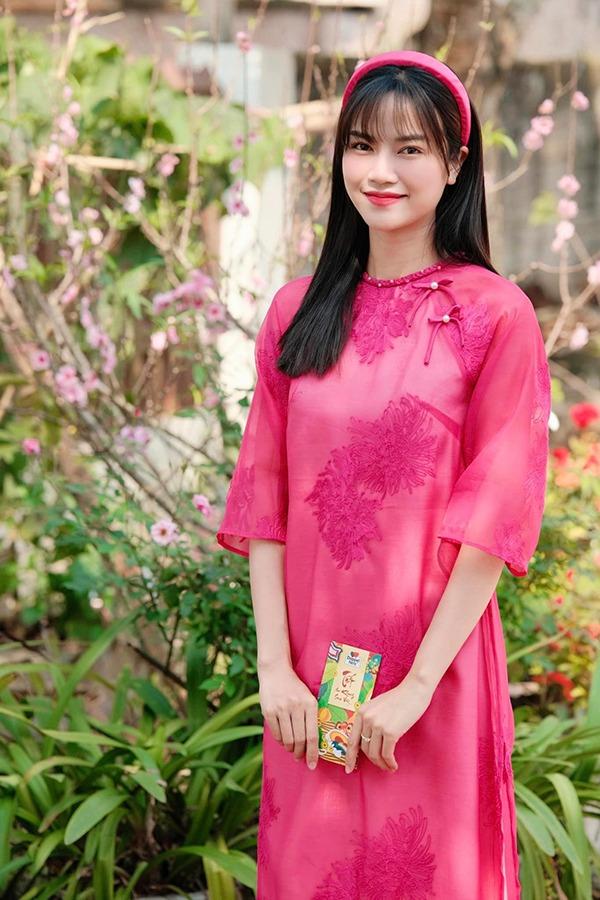 Nhan sắc nữ diễn viên đóng vai người yêu Đình Tú trong Gặp Em Ngày Nắng-7