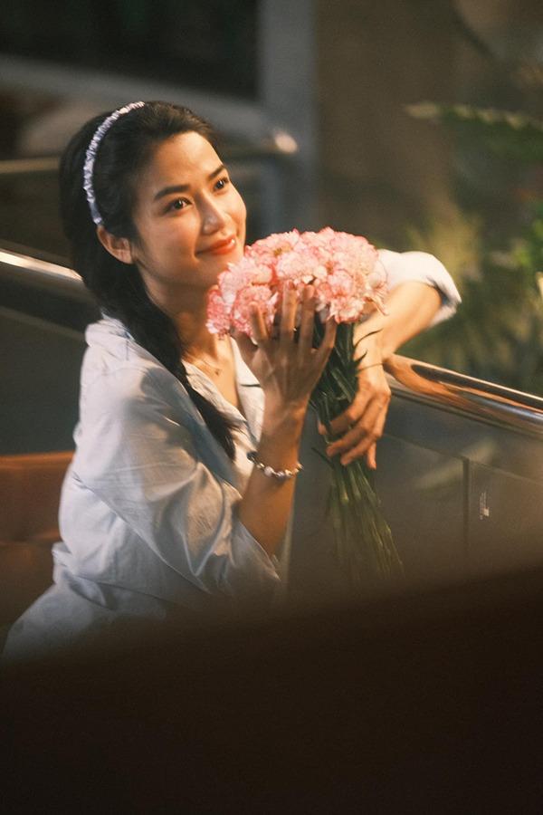 Nhan sắc nữ diễn viên đóng vai người yêu Đình Tú trong Gặp Em Ngày Nắng-9