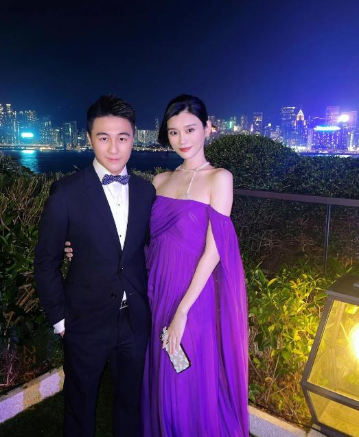 Con dâu hào môn Hề Mộng Dao bị chỉ trích vì sử dụng điện thoại trong giờ học-5