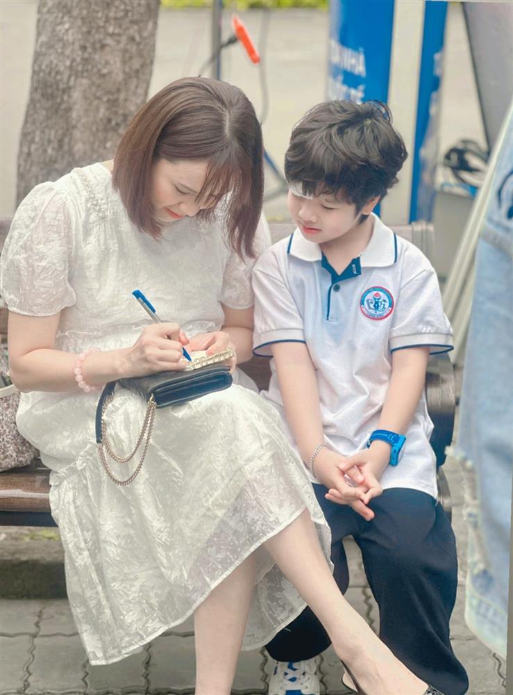 Hoàng tử nhí phủ sóng phim Việt giờ vàng là ai?-12