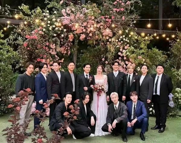 Lần đầu sau 15 năm, Super Junior đầy đủ 13 thành viên-1