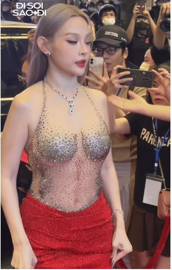 Bóc nhan sắc thật của Huyền Baby, Thủy Tiên và dàn mỹ nhân Vbiz-4