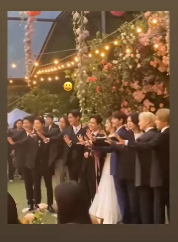 Ngày đại hỷ có 4 hôn lễ Kbiz: Super Junior tái hợp đầy đủ chúc mừng Ryeowook, đám cưới em trai Dara hóa concert YG-6