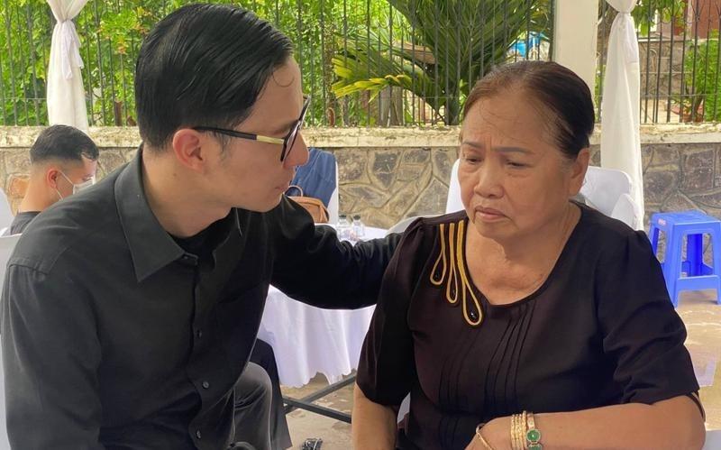 Vợ của Đức Tiến nói rõ lý do không ký giấy cho mẹ chồng sang Mỹ gặp con trai lần cuối-7