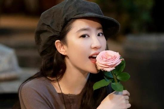 Từ nay đến đầu tháng 5 âm lịch, 3 con giáp tài lộc hoành tráng, sự nghiệp như mơ