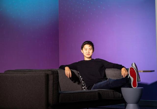 Tỷ phú tự thân trẻ nhất thế giới khi chỉ mới 25 tuổi: Năm nhất bỏ đại học khởi nghiệp, 5 năm sau khiến cả thung lũng Silicon nhớ tên mình-1