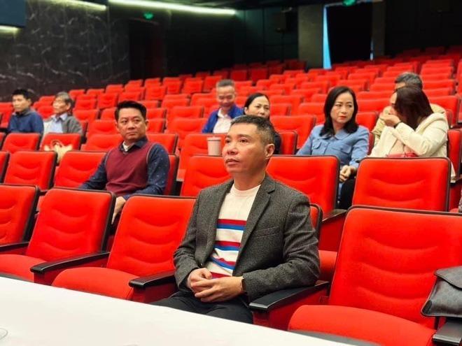 Vợ Công Lý phản ứng khi bị nhắc nhở hay đem chuyện gia đình lên MXH-9