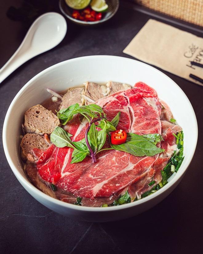 David Beckham bất ngờ khen ngợi đồ ăn Việt Nam, ngon tới mức phải thốt lên câu này!-7