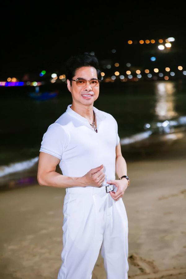 Quý ông nổi tiếng trong làng nhạc bolero có đời thực ra sao ở tuổi U60?-3