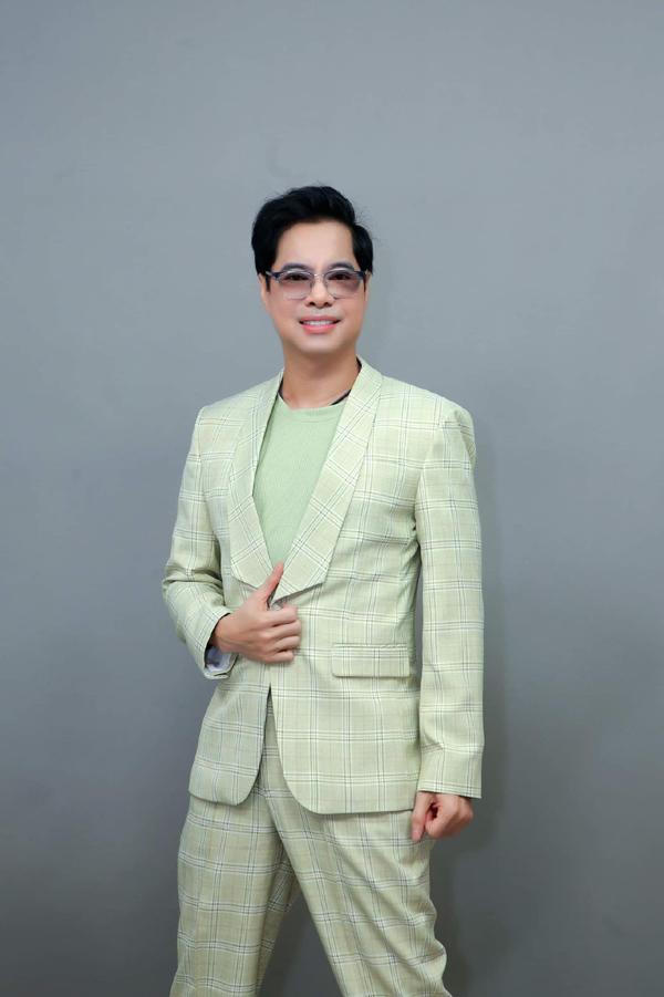 Quý ông nổi tiếng trong làng nhạc bolero có đời thực ra sao ở tuổi U60?-5