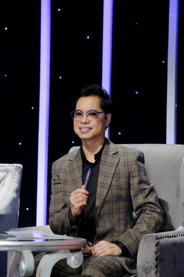 Quý ông nổi tiếng trong làng nhạc bolero có đời thực ra sao ở tuổi U60?-6