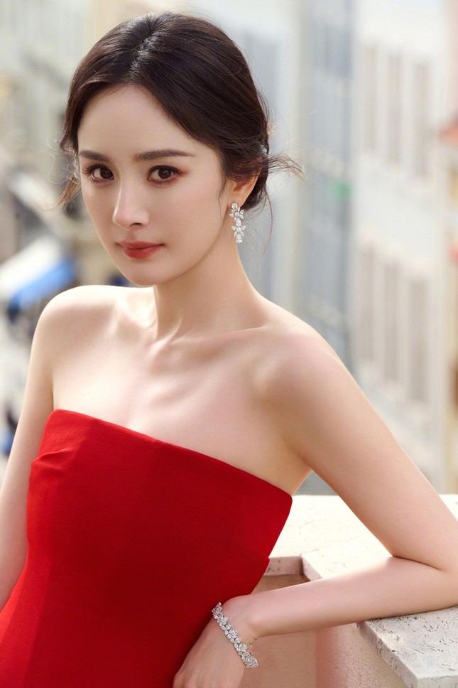 Dương Mịch mất mặt vì một tháng có 3 phim thất bại-2