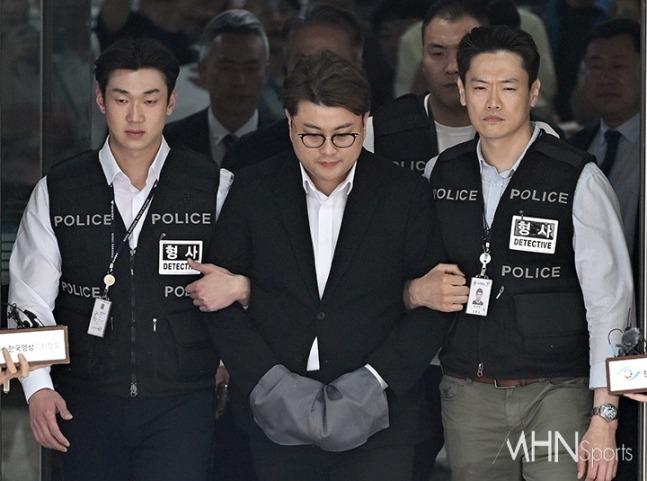 Còn 2 sao nam dính líu tới vụ ca sĩ 9X lái Bentley gây tai nạn bỏ trốn-2