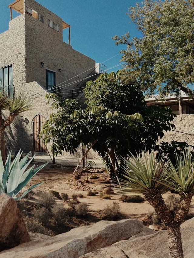 Căn nhà siêu độc lạ của cặp nghệ sĩ vừa bị VTV cắt sóng do xung đột, khóc lóc trên livestream-6