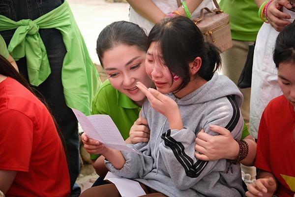 Nguyễn Thị Huyền sau 20 năm đăng quang Hoa hậu Việt Nam có cuộc sống ra sao?-5