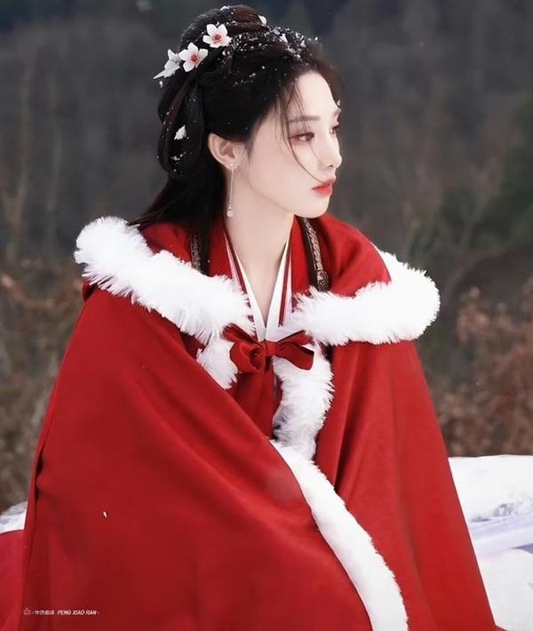 Nàng thơ Đông Cung tái xuất khiến dân tình u mê lạc lối, đẹp hoàn hảo như từ truyện bước ra-2