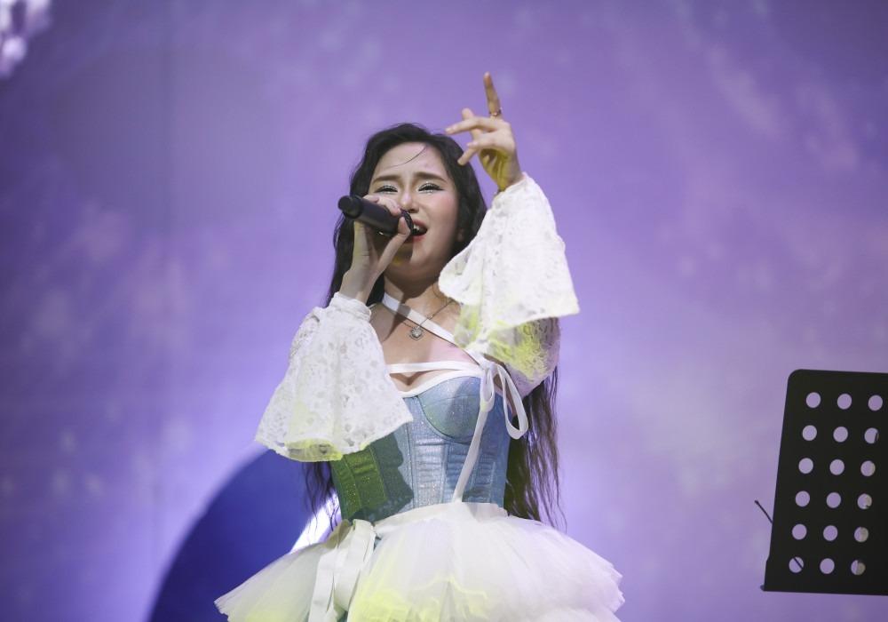 Học trò Dương Khắc Linh tái xuất sau 9 năm mất tích, tiết lộ quãng thời gian trầm cảm-6