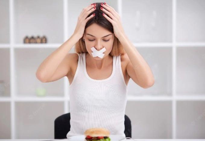 Tác hại khôn lường khi nhịn ăn để giảm cân-1