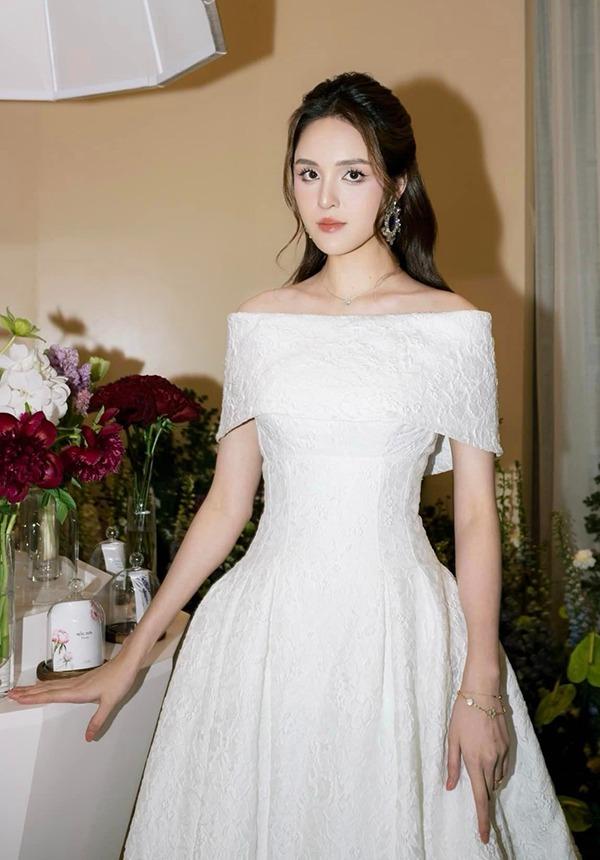 Nhan sắc Á hậu Hoàng Anh sau khi giảm 22kg-2