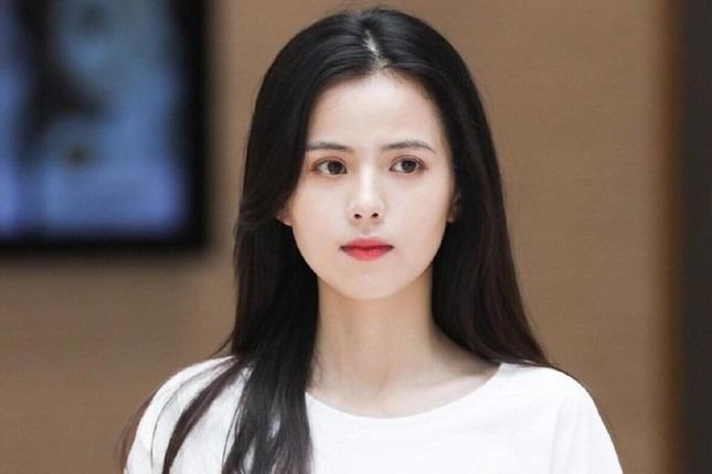 Tai nạn phim trường khiến nữ diễn viên Hoàng Nhật Oánh phải khâu 7 mũi trên khuôn mặt-2