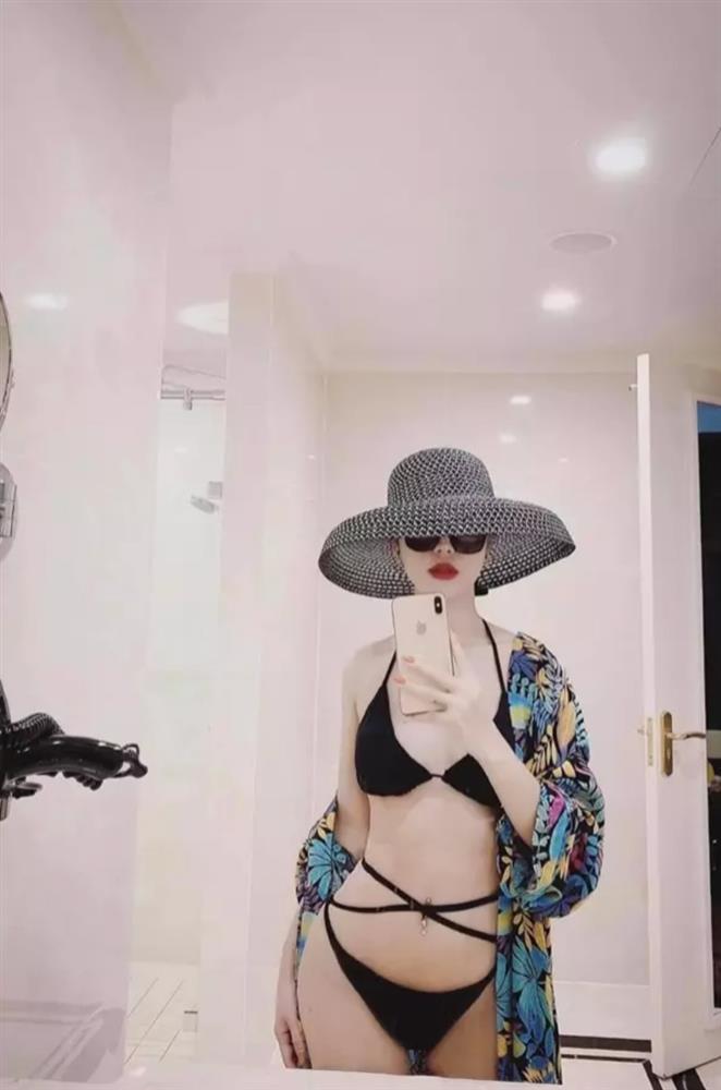 Tình địch của Hồng Diễm hiếm hoi khoe ảnh bikini-2