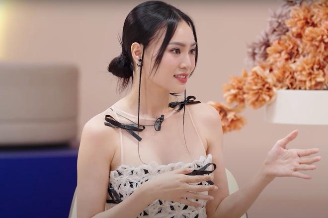 Lan Ngọc về nước bán hàng trên livestream, vẫn chưa trở lại học tại Úc-5