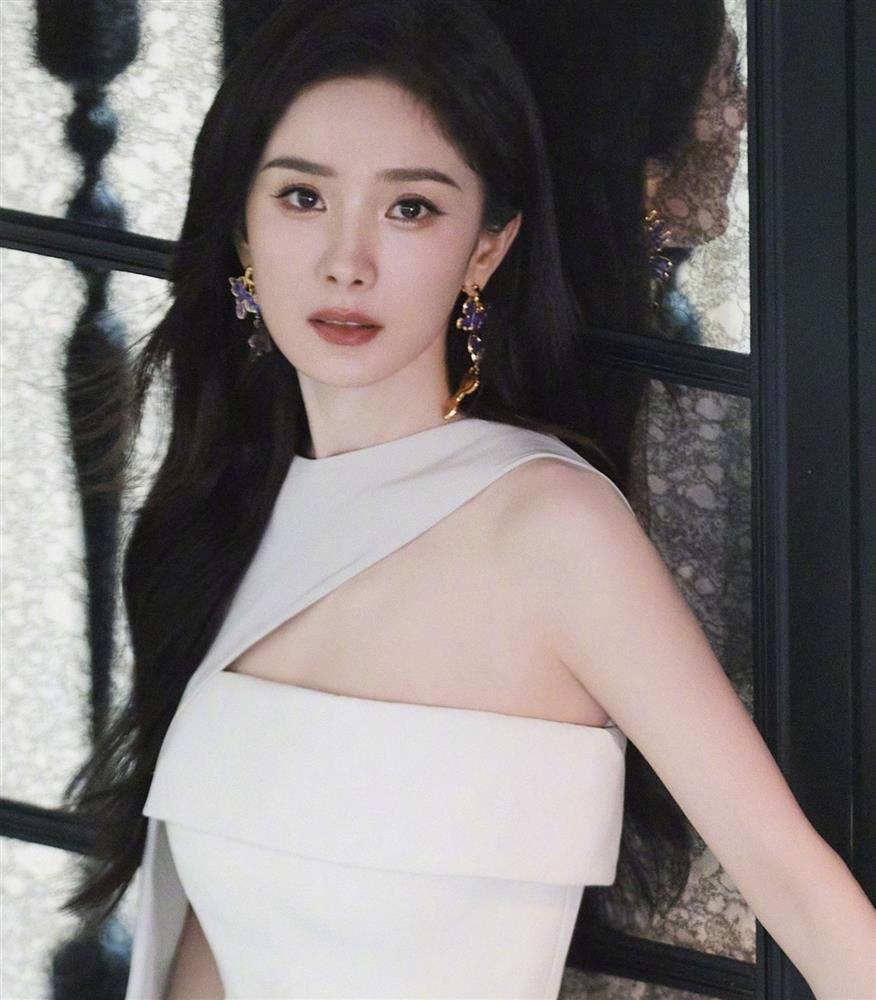 Vì sao Triệu Lệ Dĩnh vượt mặt Dương Mịch?-4