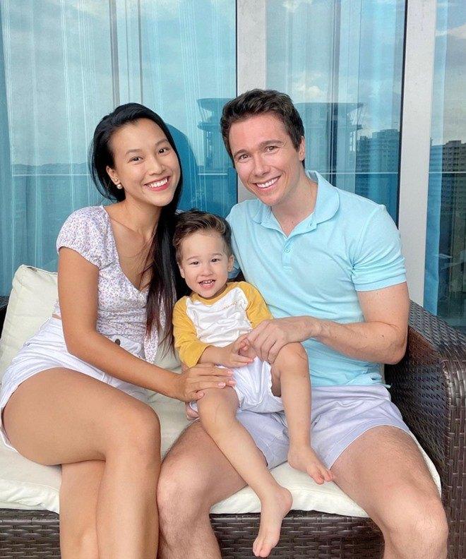 Sao Vbiz ly hôn sau 2 năm sang nước ngoài đoàn tụ với chồng, cuộc sống mẹ đơn thân hiện tại ra sao?-4