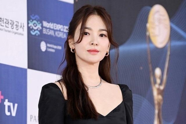 Song Hye Kyo và Jung Woo Sung chia tay sau 3 năm bí mật hẹn hò?-12